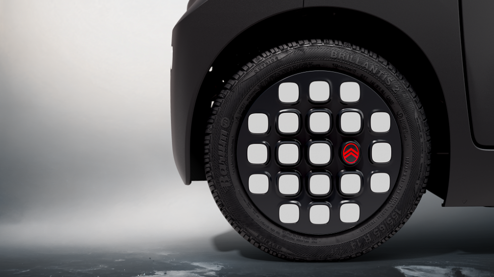 Citroen Ami: Μας δείχνει την σκοτεινή του πλευρά στην έκδοση Dark Side